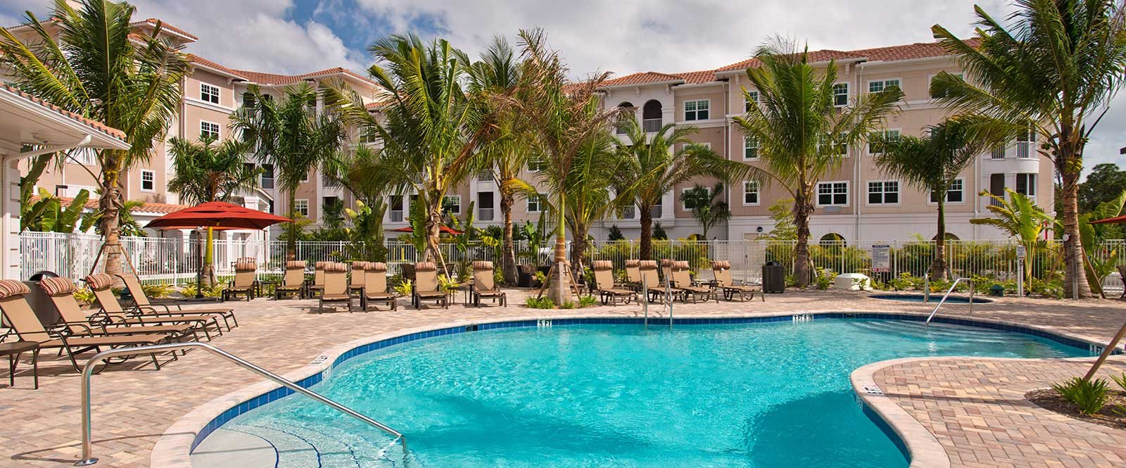 Bonita Springs, FL Apartments Diamond Oaks Village