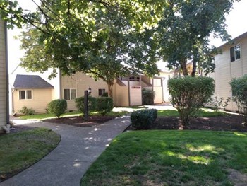1861 21ST AVE SE 1-2 Beds Apartment, Townhouse for Rent - Photo Gallery 2