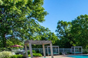 Waterford Square Apartments 950 Village Green Lane Waterford Township Mi Rentcafe
