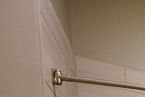 Large Bathroom with Tub
