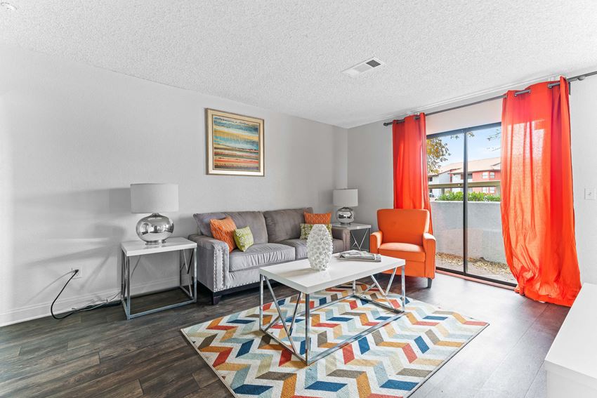 family area - Photo Gallery