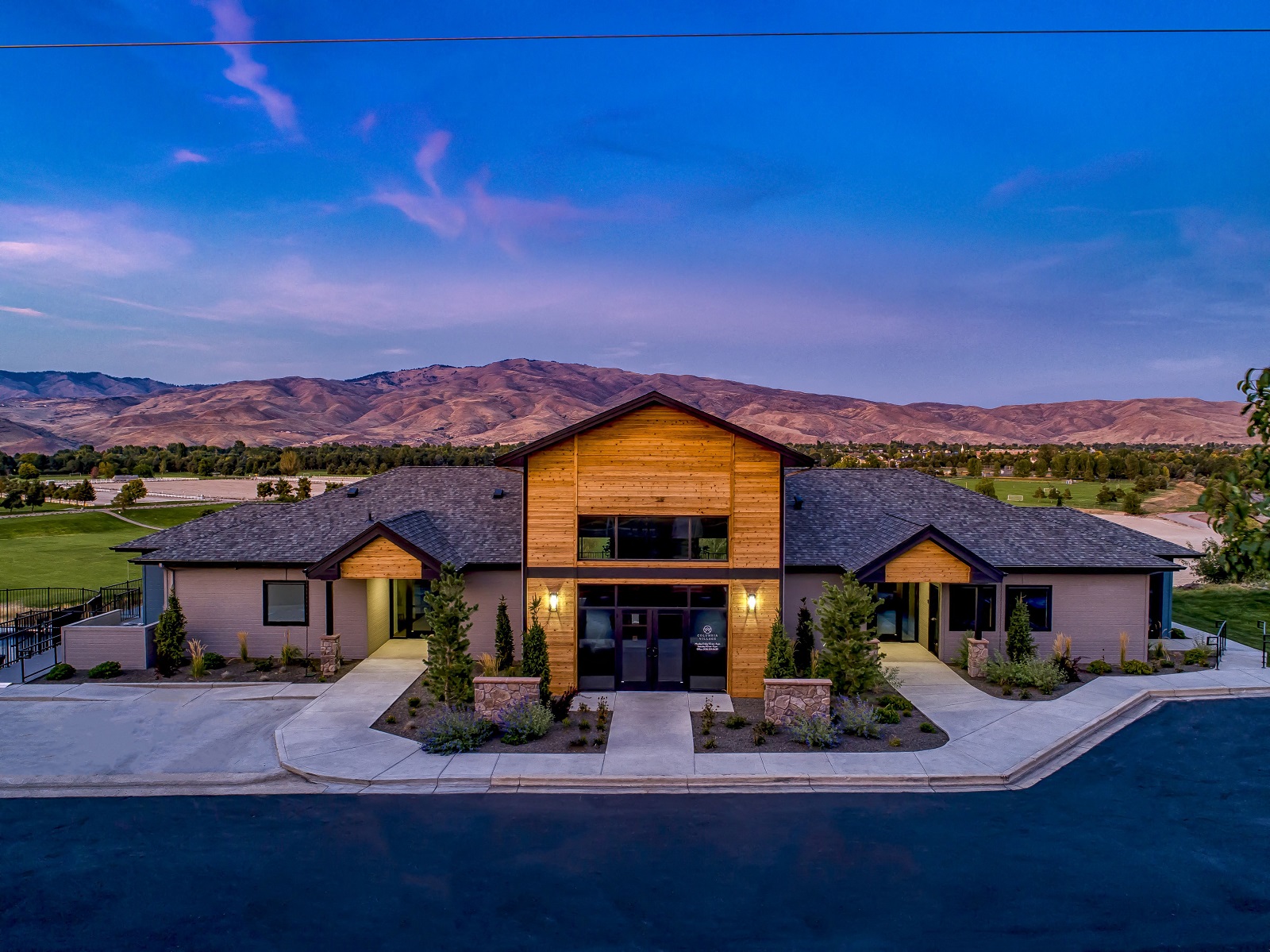 Columbia Village Apartments In Boise Id