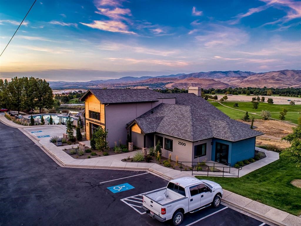 Clubhouse at Columbia Village, Boise