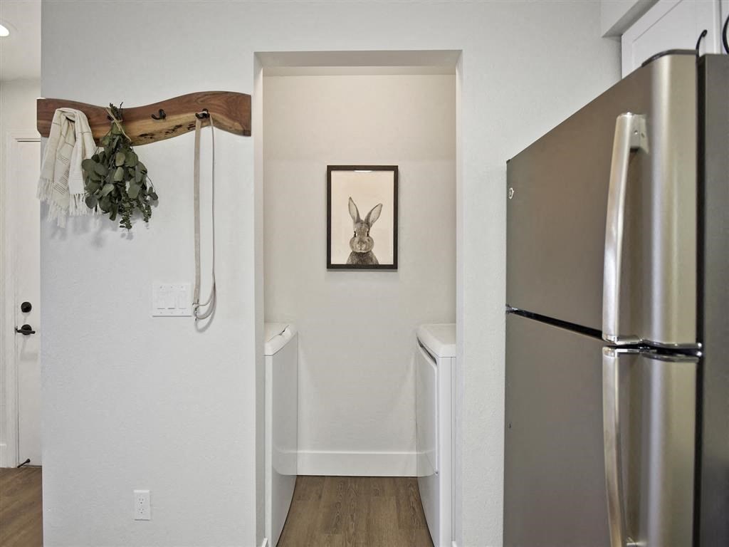 washer and dryer at Columbia Village, Boise, 83716