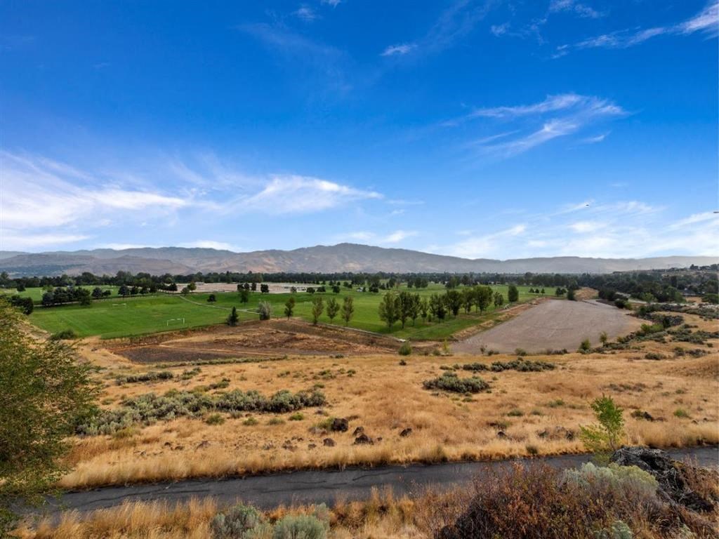 Mountains View at Columbia Village, Boise, ID