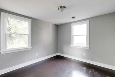 1415 Lenmore Street 2 Beds Apartment for Rent