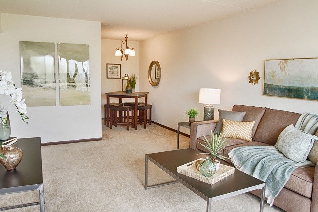 Living Room  at Cambridge Towers Apartments, Hopkins, MN, 55343