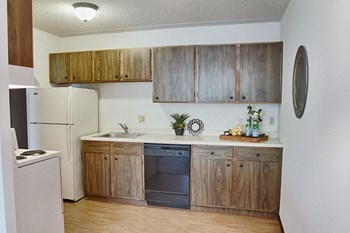 1510 Main Street 1-2 Beds Apartment, All Ages Multifamily Homes for Rent - Photo Gallery 4