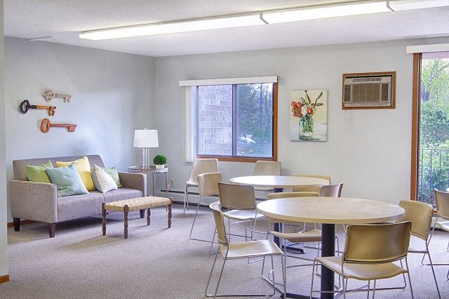 Dining And Living at Creek Point Apartments, Hopkins, MN