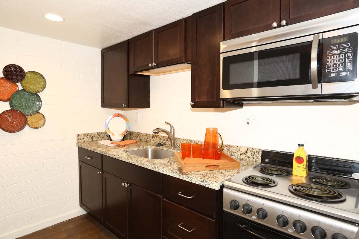 Lexington Court Apartments