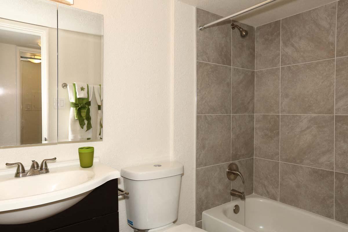 Lexington Court Apartments