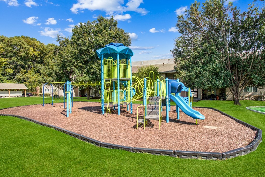 playgrounds at the estates