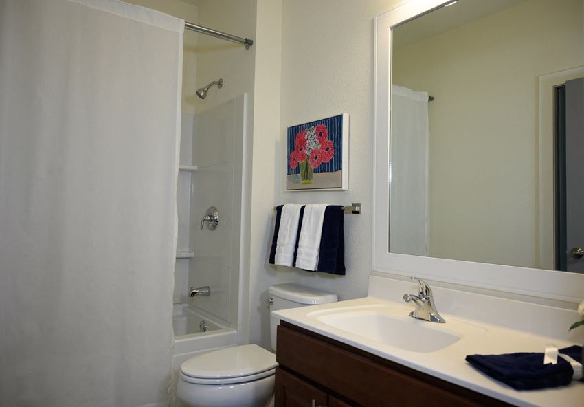 Poplar Creek Apartments