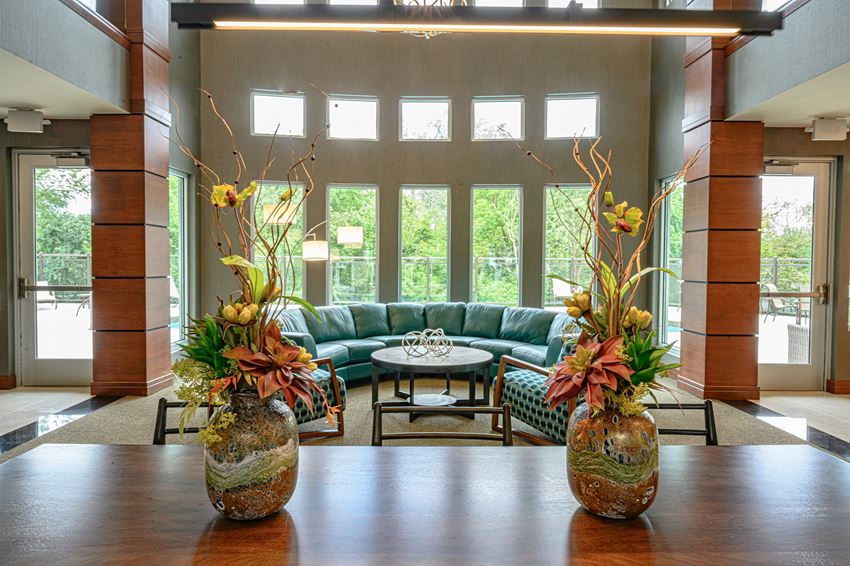 Poplar Creek Apartments