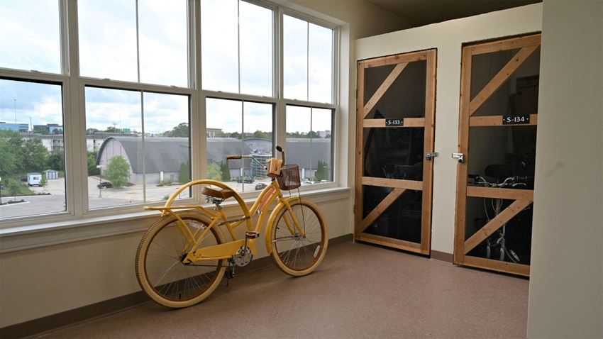 Poplar Creek Apartments