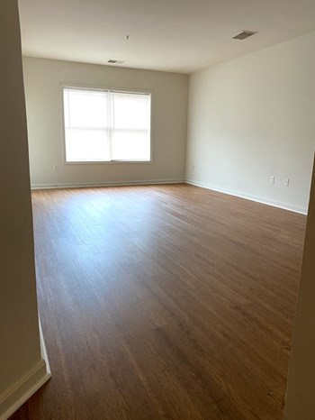 100-400 Hiawatha Lane 2-3 Beds Apartment for Rent - Photo Gallery 15