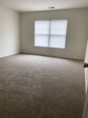 100-400 Hiawatha Lane 2-3 Beds Apartment for Rent - Photo Gallery 23