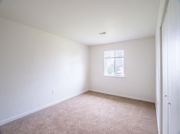 721-761 Bacon Avenue Studio-3 Beds Apartment for Rent - Photo Gallery 11