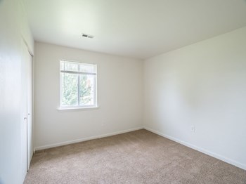 721-761 Bacon Avenue Studio-3 Beds Apartment for Rent - Photo Gallery 13