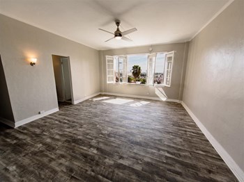 5611 Carlton Way Studio-1 Bed Apartment for Rent - Photo Gallery 3