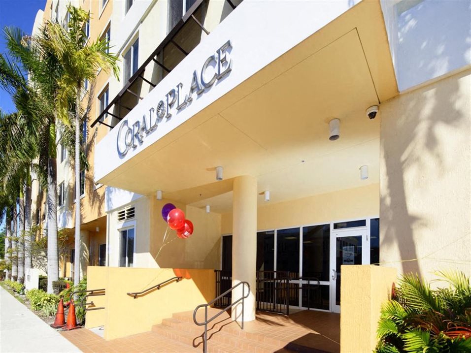 the building in which the hotel is located