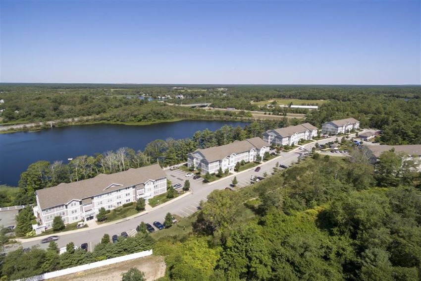 Retreat At Union Pond Apartments, 1 Gatehouse Drive, East Wareham, MA RentCafe