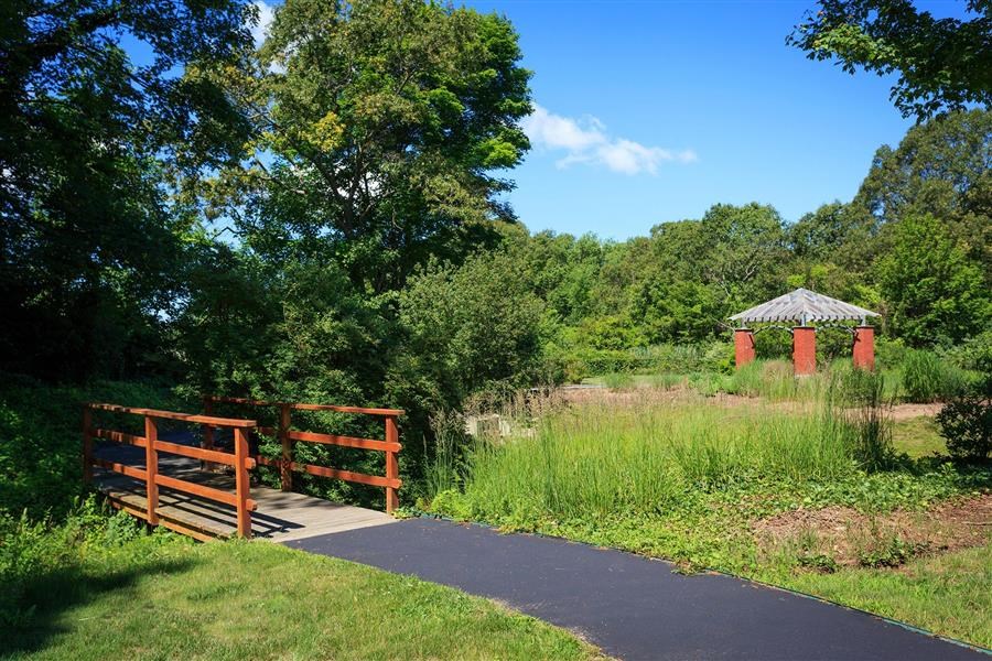 Barrington Cove Apartments, 90 Bay Spring Ave, Barrington, RI RentCafe