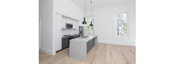 Auction House Unit 205