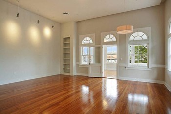 913 Jena St. 1-2 Beds Apartment for Rent - Photo Gallery 6