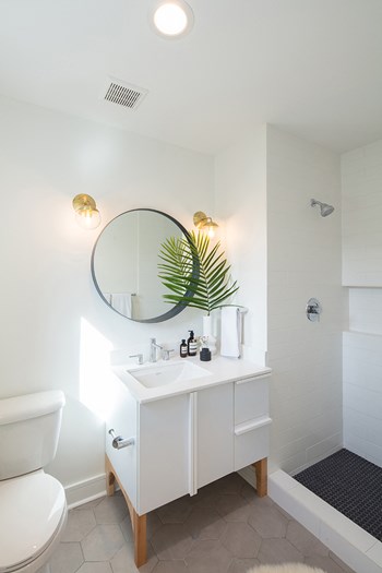 1581 Magazine St. 1-2 Beds Apartment for Rent - Photo Gallery 8