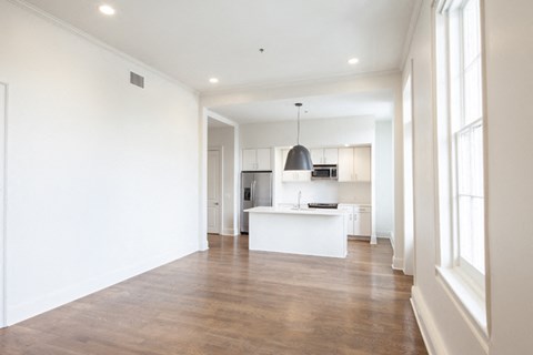 1823 Prytania St. 1-3 Beds Apartment for Rent - Photo Gallery 34