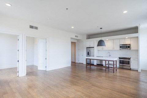 1823 Prytania St. 1-3 Beds Apartment for Rent - Photo Gallery 37