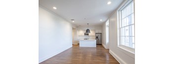The Saint Anna Unit 304