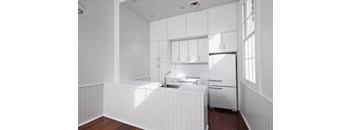 Townhomes 1520-22 Felicity 1-Bedroom