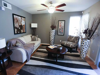 2430 Cromwell Circle 1-2 Beds Apartment for Rent - Photo Gallery 4