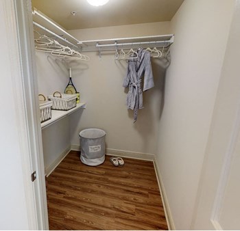 2230 11th St. Studio-3 Beds Apartment, Loft for Rent - Photo Gallery 7