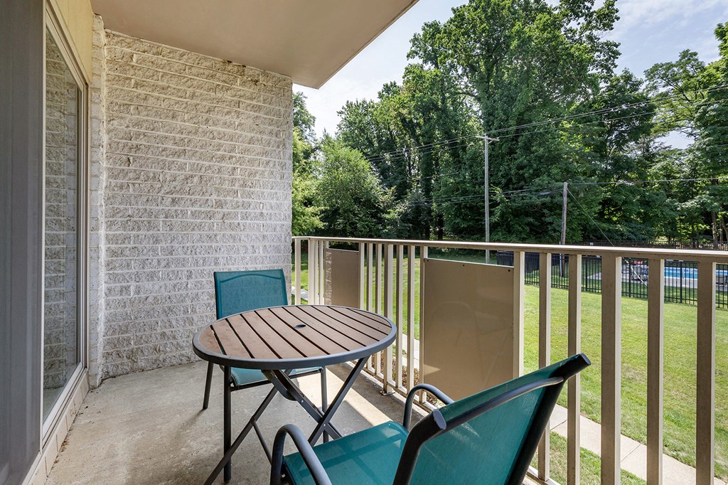 Private Apartment Balcony at Annapolis Roads, Annapolis
