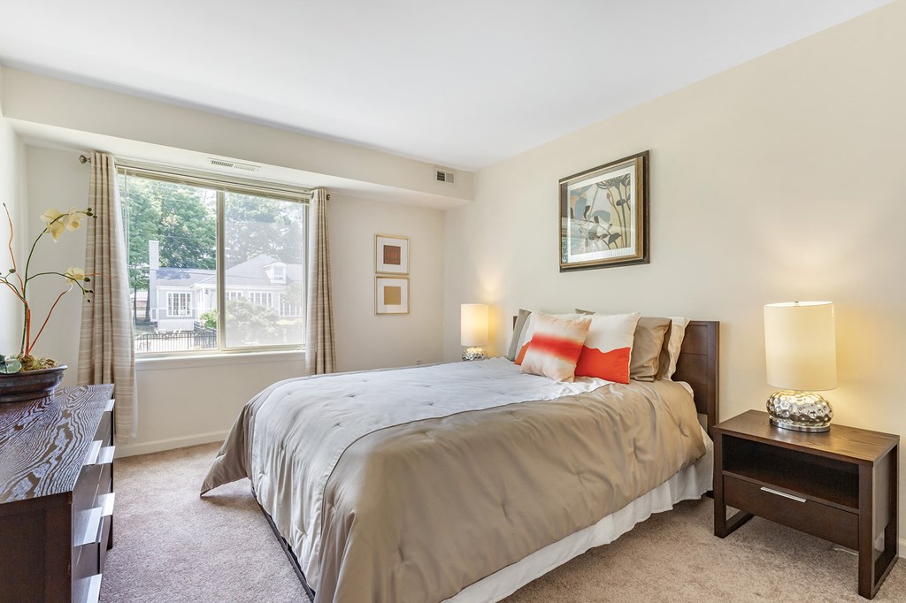 Bedroom With Plenty Of Natural Lights at Annapolis Roads, Maryland