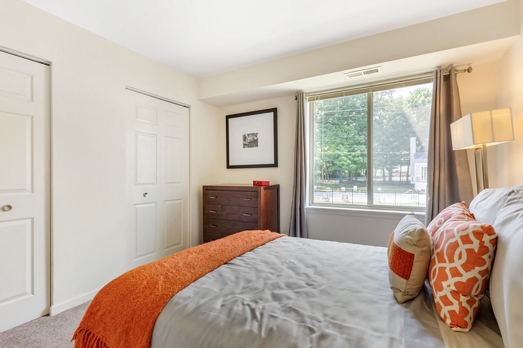Well Decorated Bedroom With Plenty Of Natural Lights at Annapolis Roads, Annapolis, MD