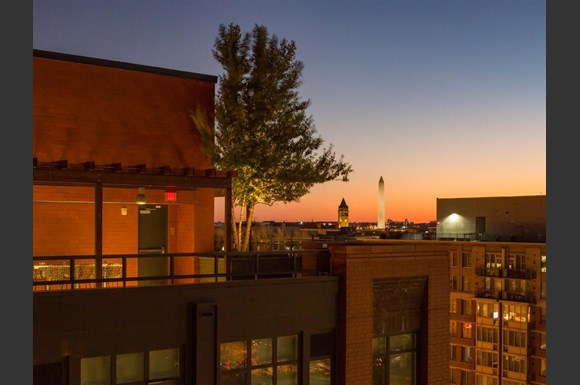 450k Apartments 450 K Street Nw Washington Dc Café Washington Photo Gallery 1