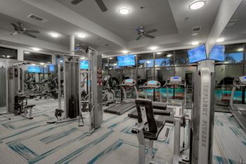 apartments in uptown dallas with fitness center