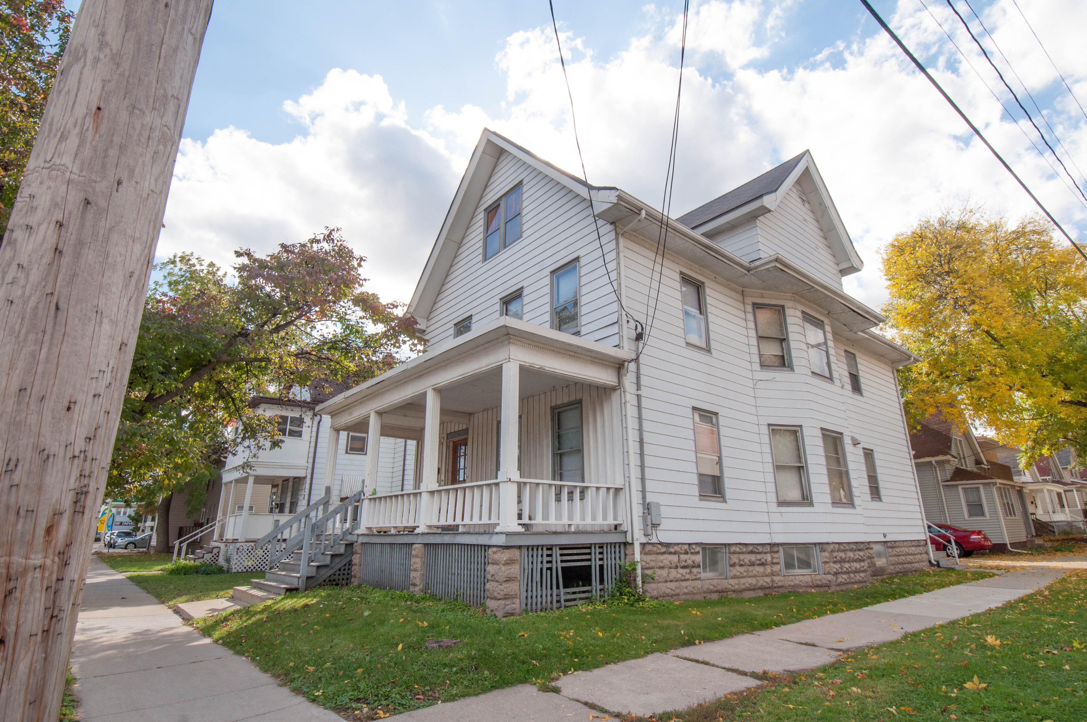 302 S. Park Street, A