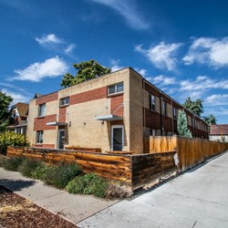2811 W 27Th Avenue Studio-1 Bed Apartment for Rent Photo Gallery 1