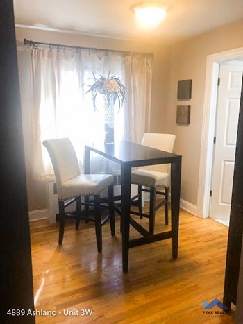4889-91 N. Ashland Ave. 1 Bed Apartment for Rent - Photo Gallery 5