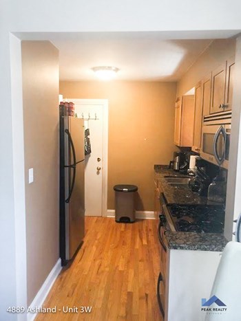 4889-91 N. Ashland Ave. 1 Bed Apartment for Rent - Photo Gallery 2