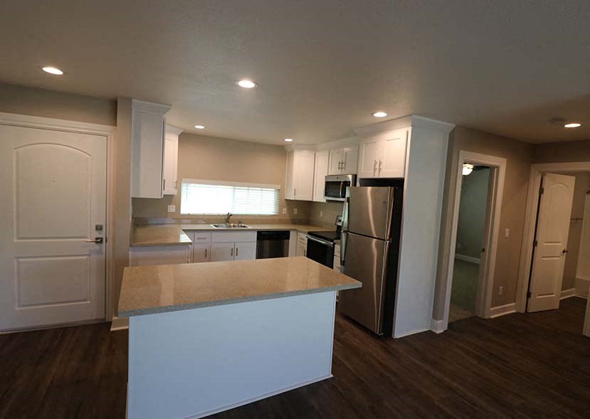 Kitchen with island l Brairwood Apartments in Livermore, CA 