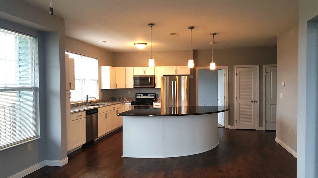 WaterStone at Green River Apartments, 5300 Crystal Lake Drive