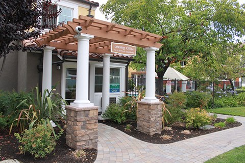 Leasing Office Entrance | Peppertree Apartments in San Jose, CA 95127