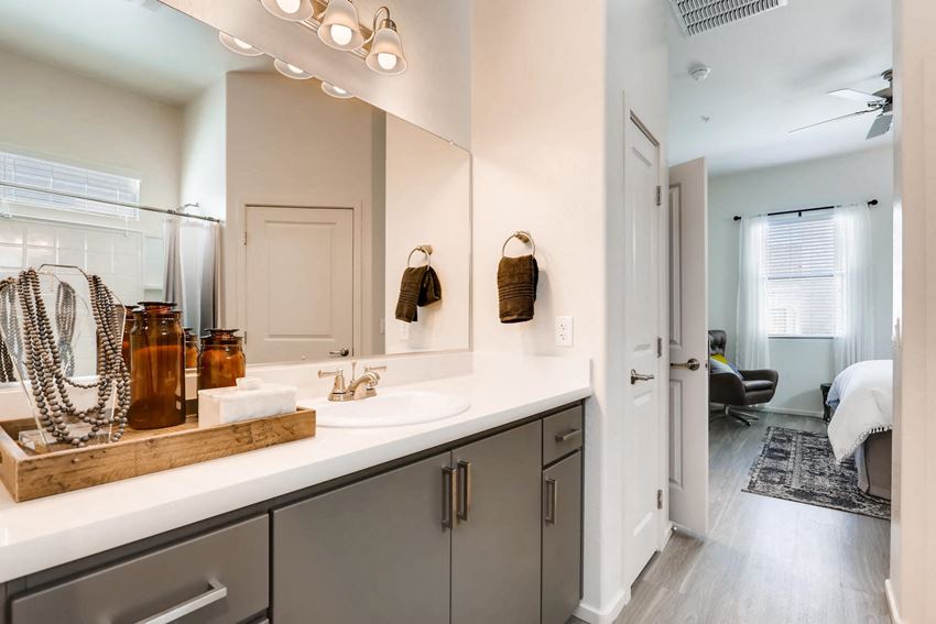 Avilla Centerra Crossing