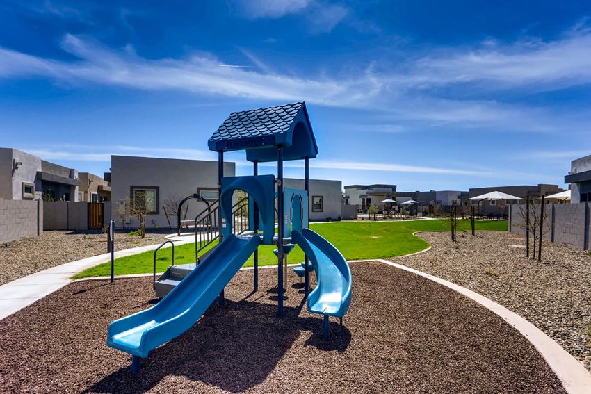 Avilla Centerra Crossing